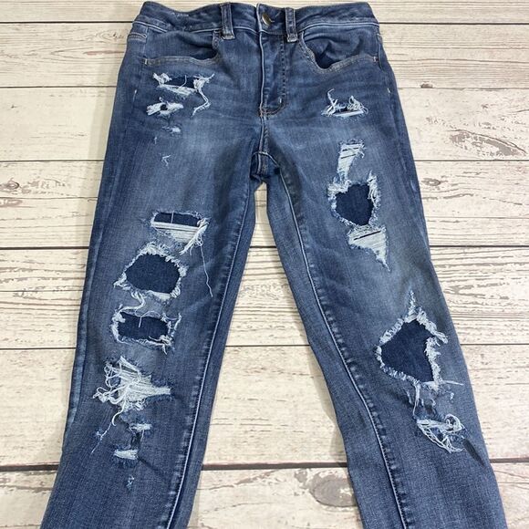 AEO Hi-Rise Jegging Ripped Patched Jeans - Picture 3 of 10